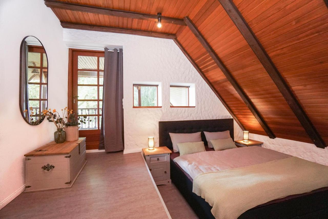 Ruhe Unter Reet-Haus Mit Sauna, Whirlpool Und Kamin Gnarrenburg Εξωτερικό φωτογραφία