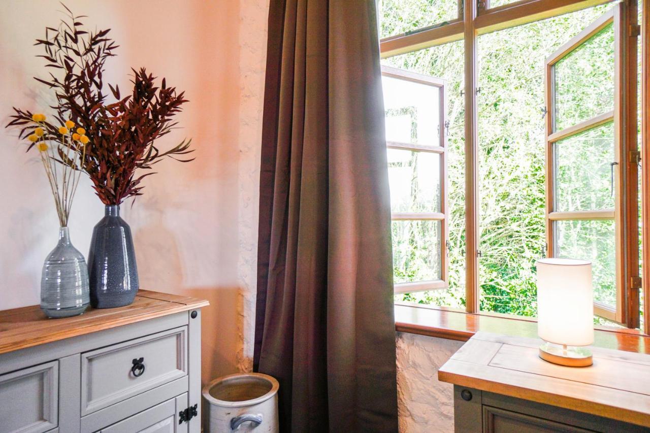Ruhe Unter Reet-Haus Mit Sauna, Whirlpool Und Kamin Gnarrenburg Εξωτερικό φωτογραφία