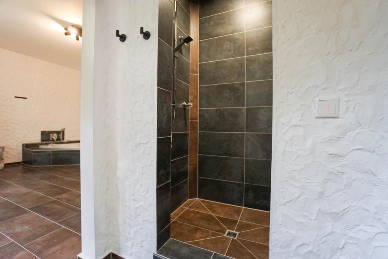 Ruhe Unter Reet-Haus Mit Sauna, Whirlpool Und Kamin Gnarrenburg Εξωτερικό φωτογραφία