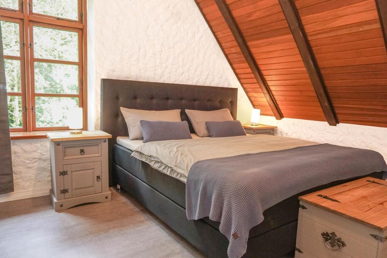 Ruhe Unter Reet-Haus Mit Sauna, Whirlpool Und Kamin Gnarrenburg Εξωτερικό φωτογραφία